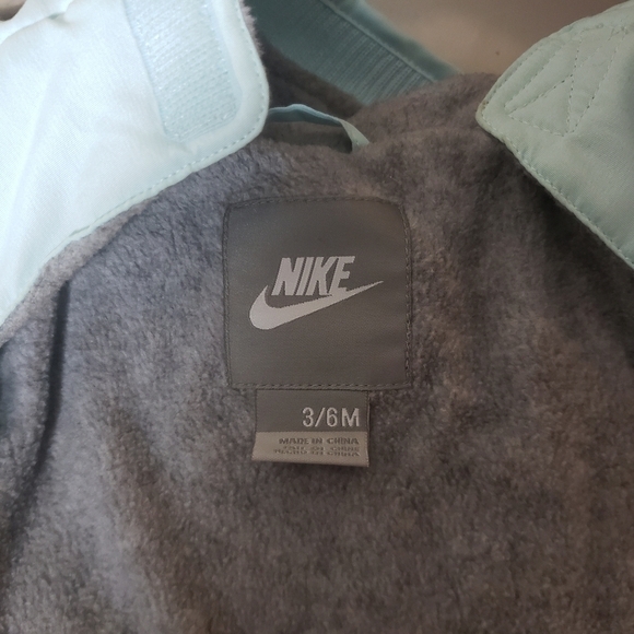 Nike Fleece Lined Insulated Bunting/Snowsuit-Size 3-6 months - Picture 7 of 7